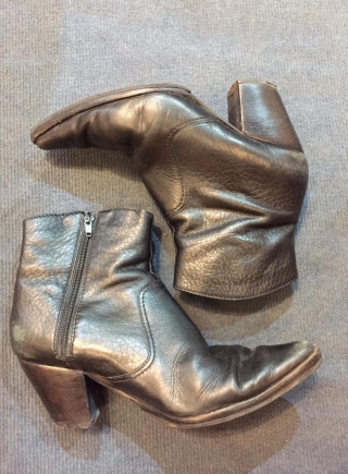 Botas
