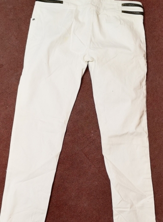 Pantalón Blanco con cierres