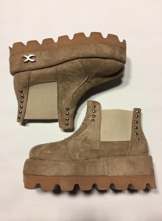 Botas