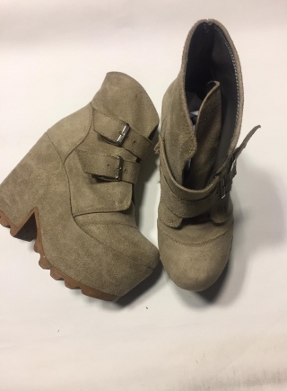Botas