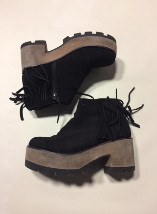 Botas