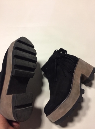 Botas